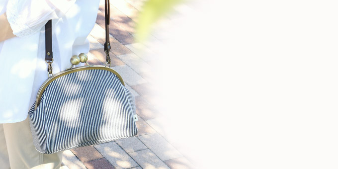 大玉がま口ポシェット