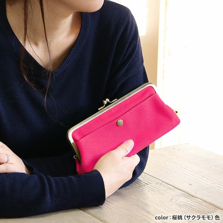 角丸親子がま口長財布【帆布・無地】使用イメージ