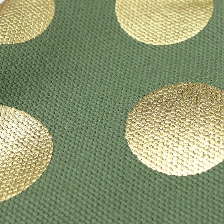 角丸親子がま口長財布【HAKUドット】生地アップ　表生地は丈夫で耐久性に優れている8号帆布に ゴージャス感がUPする金の箔プリント。 キラッと光るゴールドがひと味違う個性を演出してくれます。