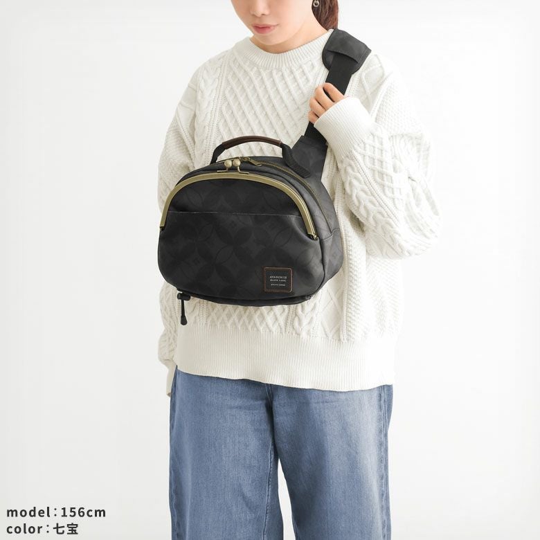 在庫商品】がま口ポシェット型ボディバッグ【コーデュラ（R