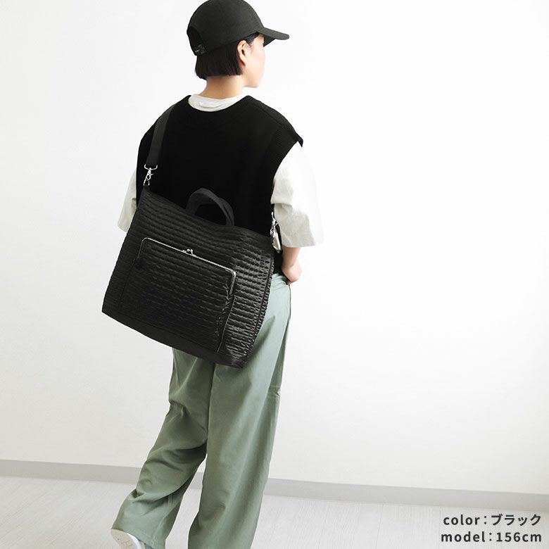 在庫商品】がま口ビッグショルダーバッグ【スクエアエンボス