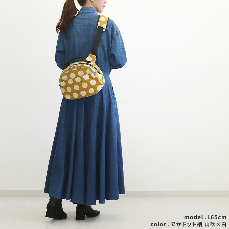 がま口ポシェット型ボディバッグ