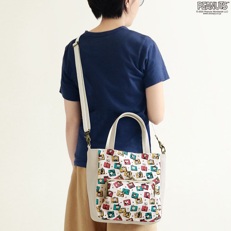 在庫商品】ミニがま口スクエアショルダーバッグ【PEANUTS_75th